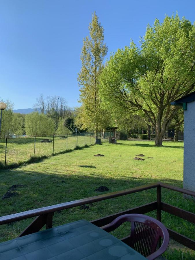 Camping Le Saillet Lestelle-Bétharram Exteriör bild